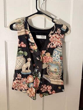 Carol Antone Black Print Vest